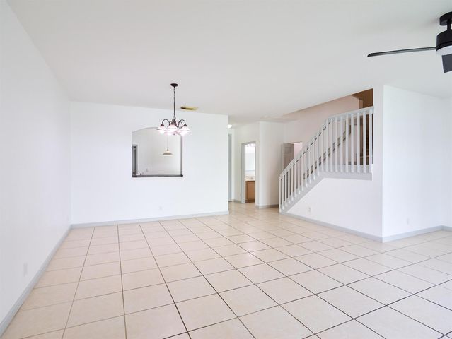 2052 Oakhurst Way, Riviera Beach, FL 33404