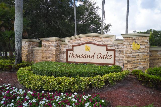 2052 Oakhurst Way, Riviera Beach, FL 33404