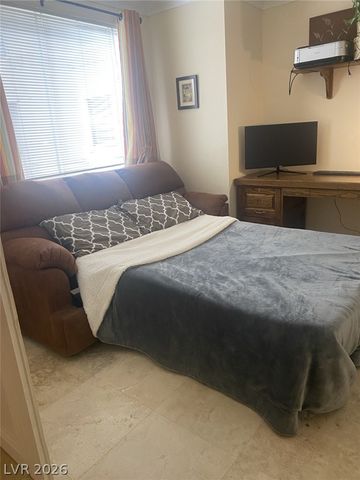 210 East Flamingo Road 137, Las Vegas, NV 89169