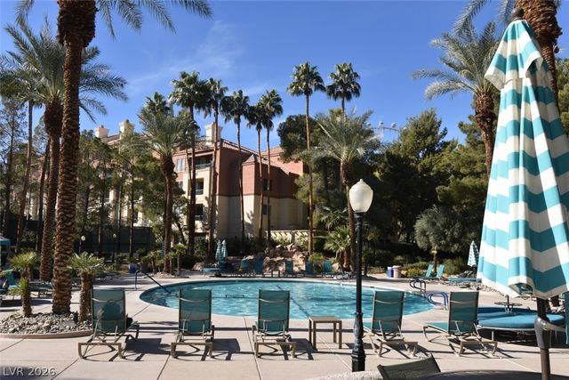 210 East Flamingo Road 137, Las Vegas, NV 89169