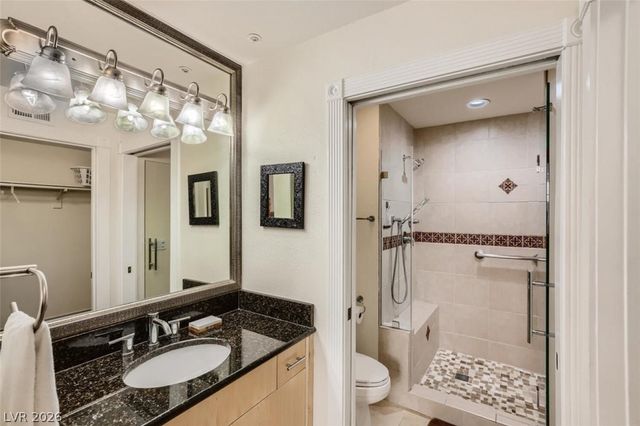 210 East Flamingo Road 137, Las Vegas, NV 89169