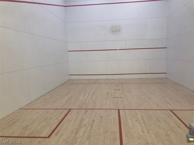 210 East Flamingo Road 137, Las Vegas, NV 89169