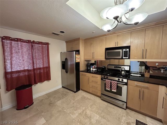 210 East Flamingo Road 137, Las Vegas, NV 89169