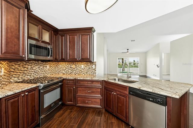 6191 BAHIA DEL MAR BOULEVARD 202, St Petersburg, FL 33715