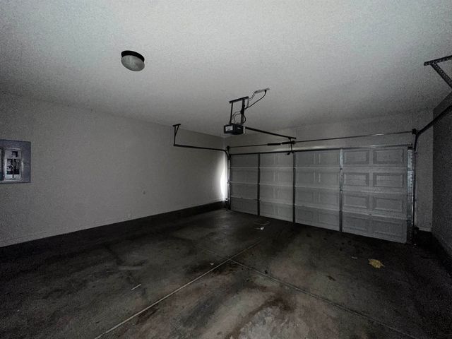 2280 SOUTHERN WOODS DR, Unincorporated, TN 38016