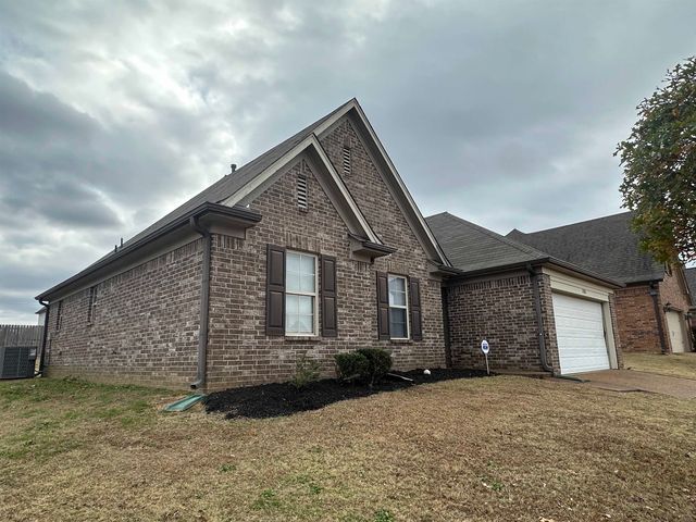 2280 SOUTHERN WOODS DR, Unincorporated, TN 38016