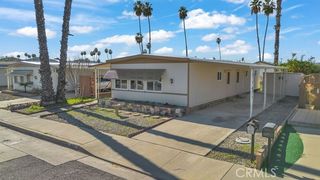 841 S Lyon, Hemet, CA 92543
