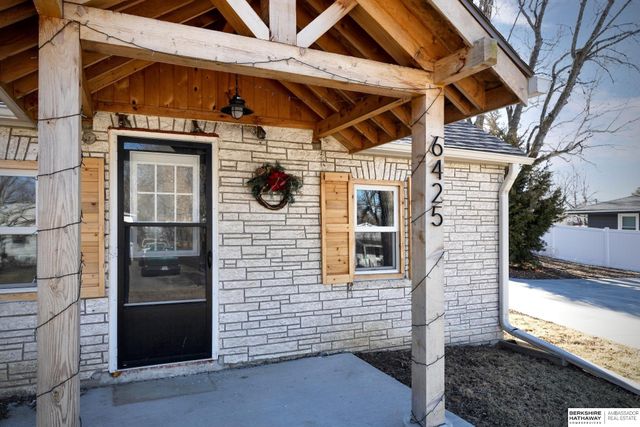6425 Franklin Street, Omaha, NE 68104