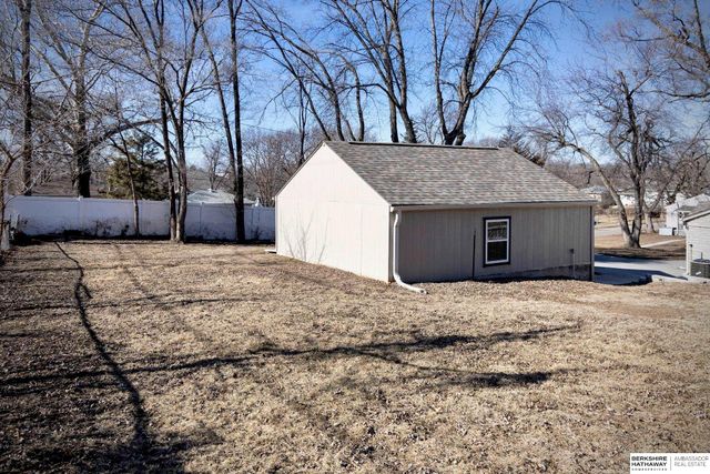 6425 Franklin Street, Omaha, NE 68104