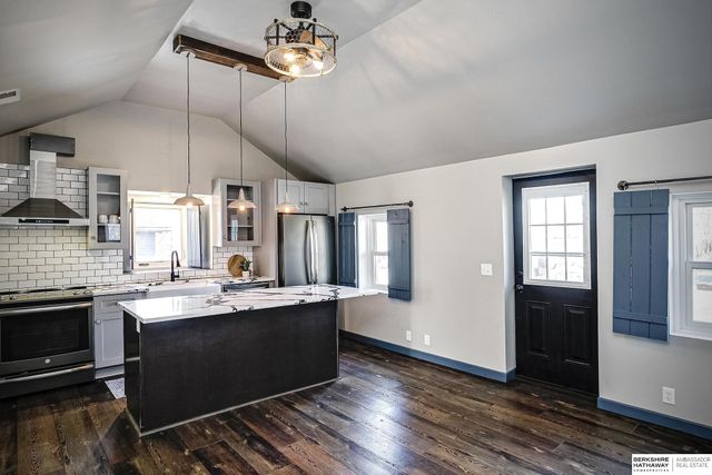 6425 Franklin Street, Omaha, NE 68104