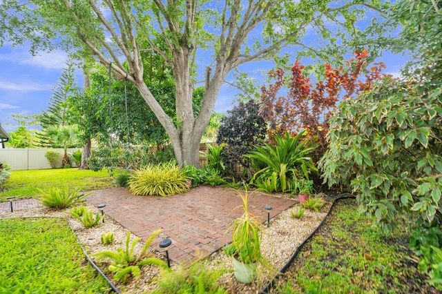 13382 Northumberland Circle, Wellington, FL 33414
