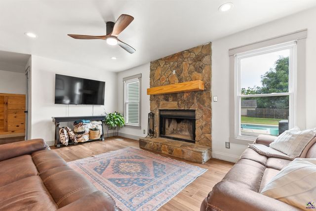 104 Buckingham Place, Perry, GA 31069
