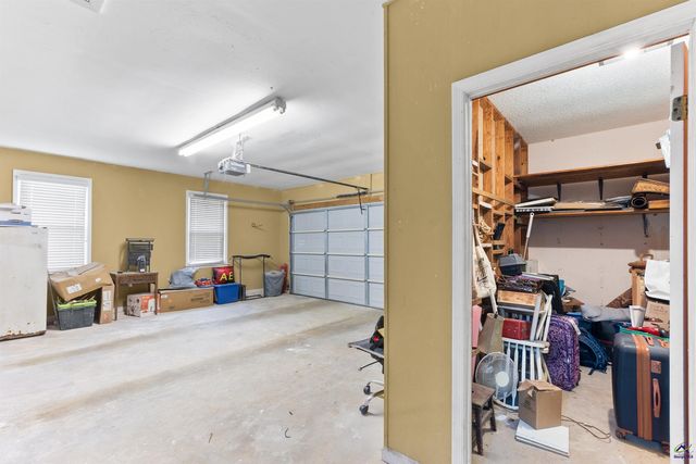 104 Buckingham Place, Perry, GA 31069