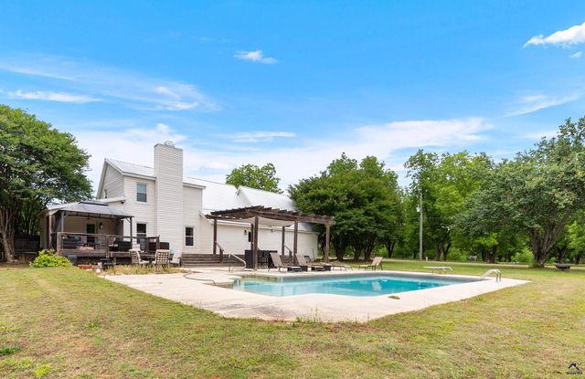 104 Buckingham Place, Perry, GA 31069