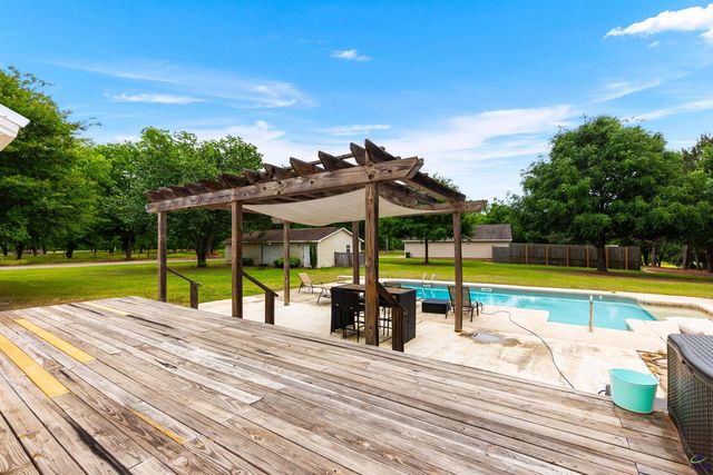 104 Buckingham Place, Perry, GA 31069