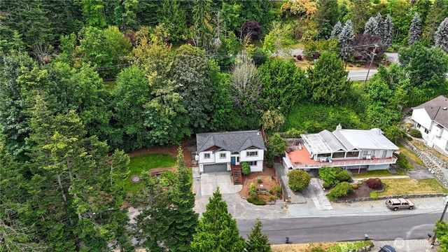 305 Baker Way, Camano Island, WA 98282