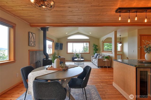 305 Baker Way, Camano Island, WA 98282