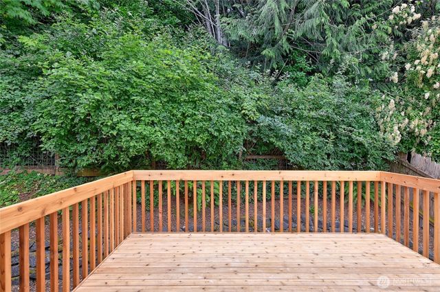 305 Baker Way, Camano Island, WA 98282