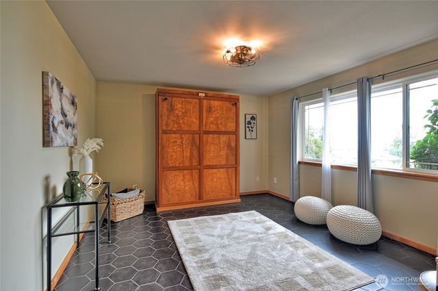 305 Baker Way, Camano Island, WA 98282