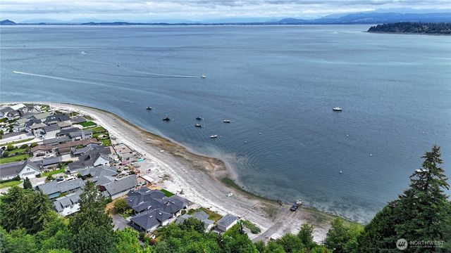 305 Baker Way, Camano Island, WA 98282