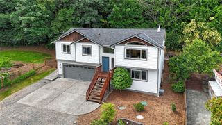 305 Baker Way, Camano Island, WA 98282