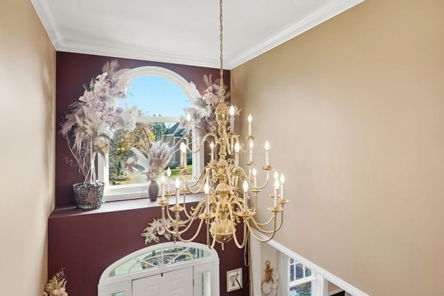 369 Windcroft Drive, Westerville, OH 43082