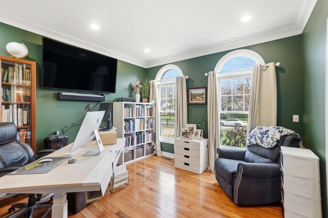 369 Windcroft Drive, Westerville, OH 43082