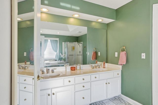 369 Windcroft Drive, Westerville, OH 43082