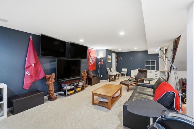 369 Windcroft Drive, Westerville, OH 43082