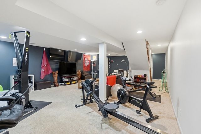 369 Windcroft Drive, Westerville, OH 43082