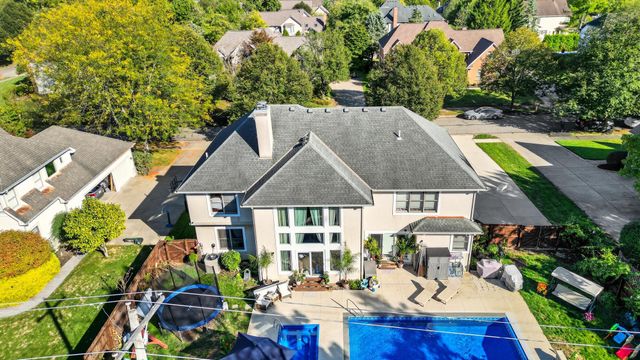 369 Windcroft Drive, Westerville, OH 43082