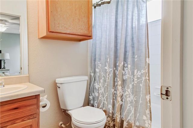 517 Sampson, Kyle, TX 78640