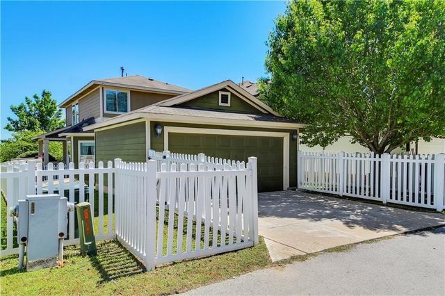 517 Sampson, Kyle, TX 78640