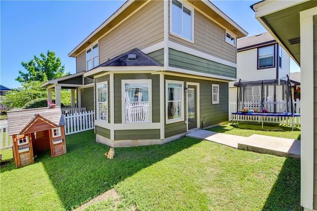 517 Sampson, Kyle, TX 78640