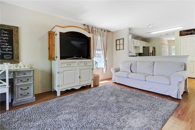 517 Sampson, Kyle, TX 78640