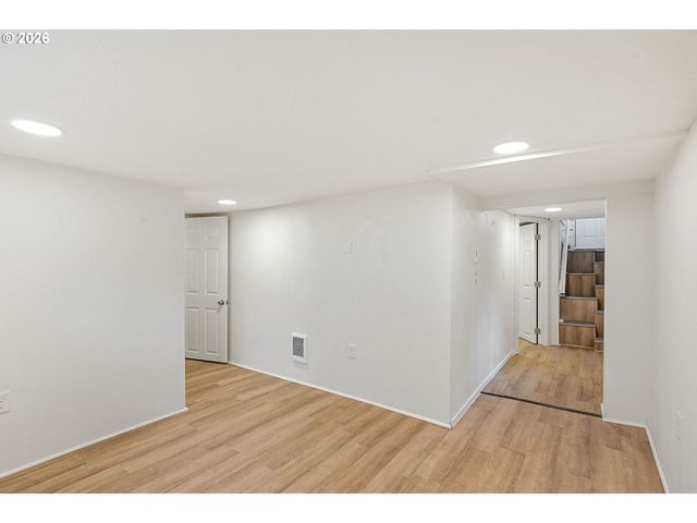 634 Nw IVY St, Camas, WA 98607