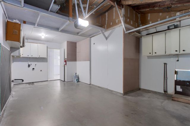 637 Knollwood Dr, Woodland, CA 95695