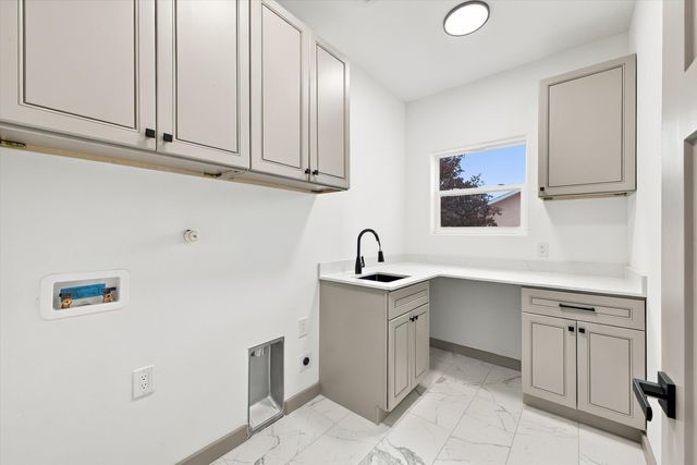 601 Acoma Drive, Belen, NM 87002