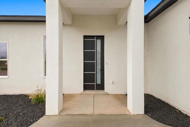 601 Acoma Drive, Belen, NM 87002