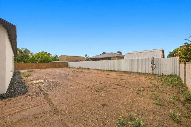 601 Acoma Drive, Belen, NM 87002