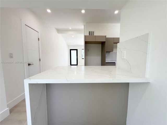 3512 NW 176th Ter, Miami Gardens, FL 33056