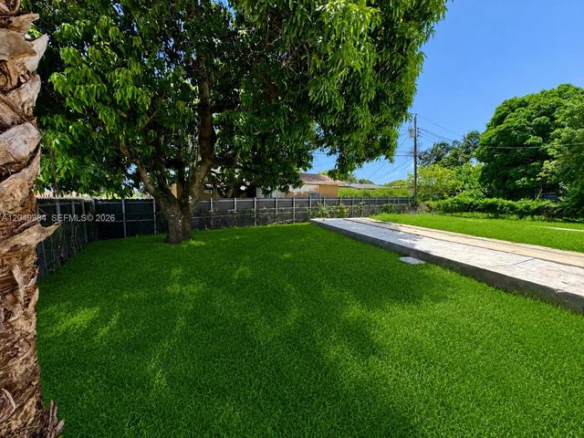 3512 NW 176th Ter, Miami Gardens, FL 33056