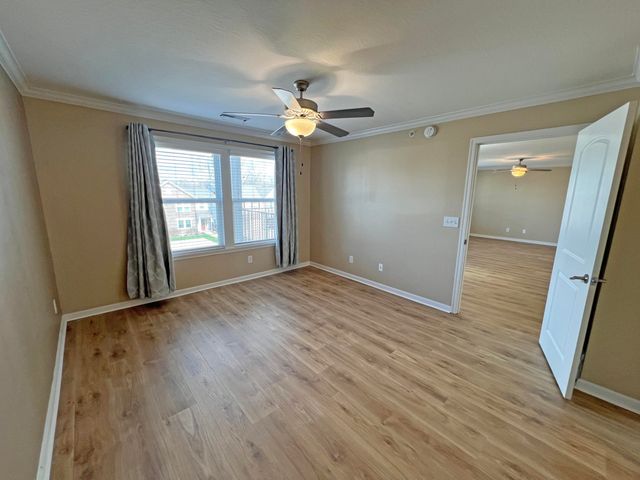 2619 Paragon Mill Drive, 204, Burlington, KY 41005