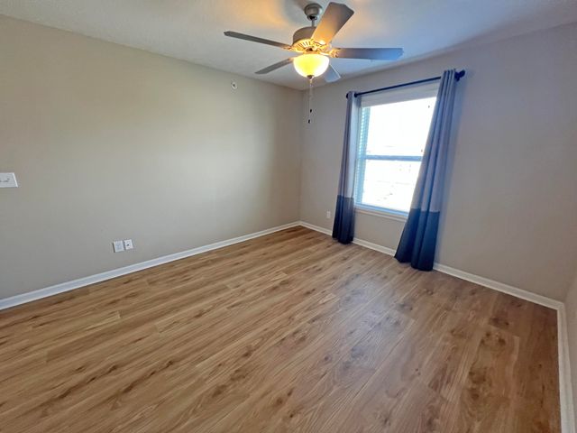 2619 Paragon Mill Drive, 204, Burlington, KY 41005