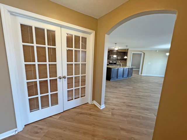 2619 Paragon Mill Drive, 204, Burlington, KY 41005