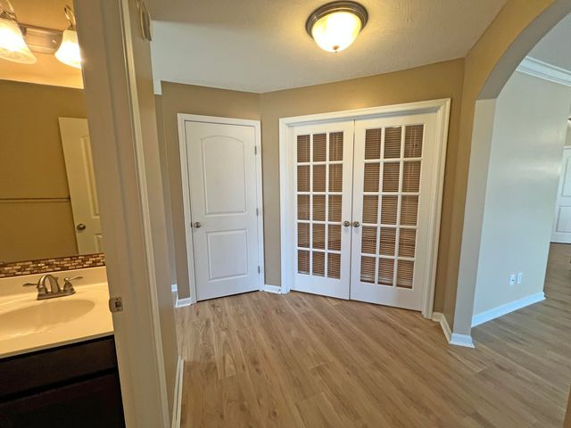 2619 Paragon Mill Drive, 204, Burlington, KY 41005