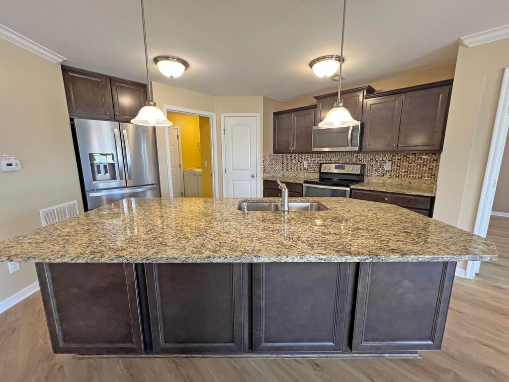 2619 Paragon Mill Drive, 204, Burlington, KY 41005