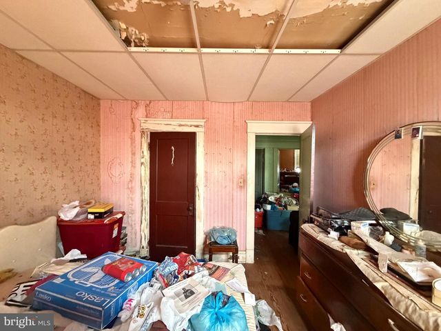 1902 RUXTON AVE, Baltimore, MD 21216