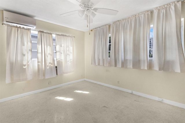 3212 NE 7th Place 12, Pompano Beach, FL 33062