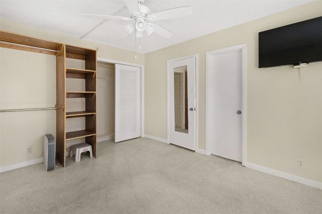 3212 NE 7th Place 12, Pompano Beach, FL 33062